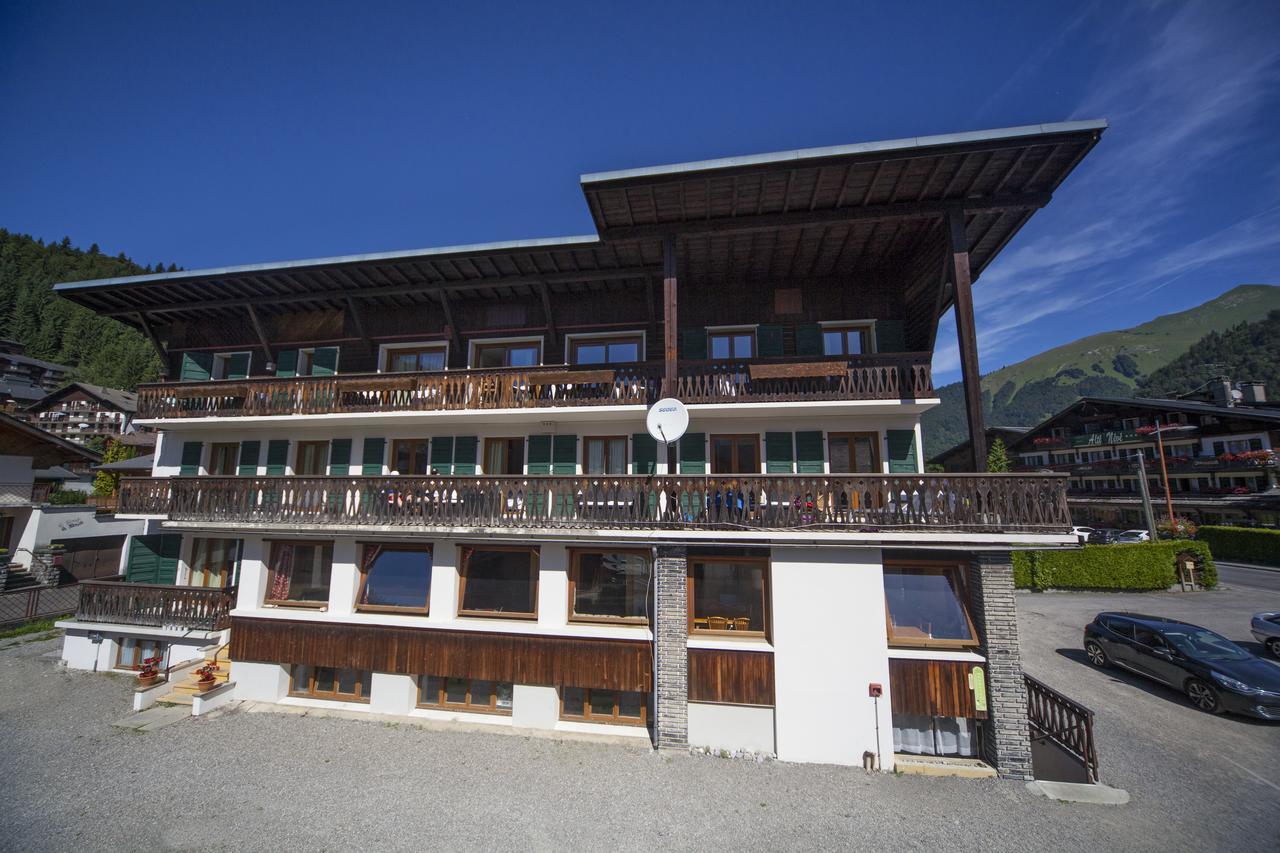 Les Dents Blanches Hotel Morzine Exterior photo